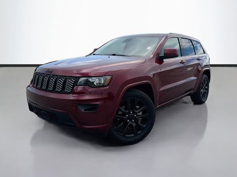 Used 2022 Jeep Grand Cherokee Laredo X RWD image 1