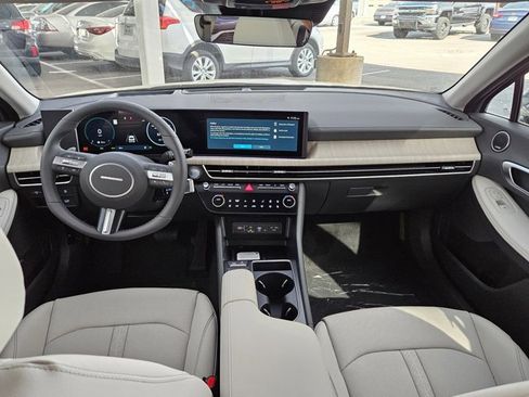 Used 2026 Hyundai Sonata Limited FWD image 11