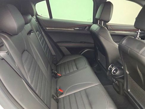Used 2023 Alfa Romeo Stelvio Estrema AWD/4WD image 24