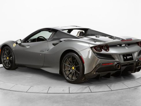 Certified 2023 Ferrari F8 Tributo image 13