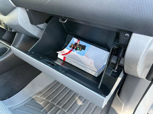 Used 2012 Toyota Tacoma PreRunner w/ TRD Sport Pkg image 26