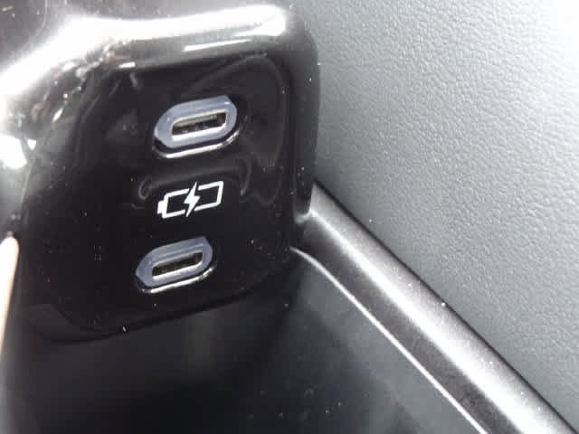 Used 2026 Toyota Crown AWD/4WD image 31
