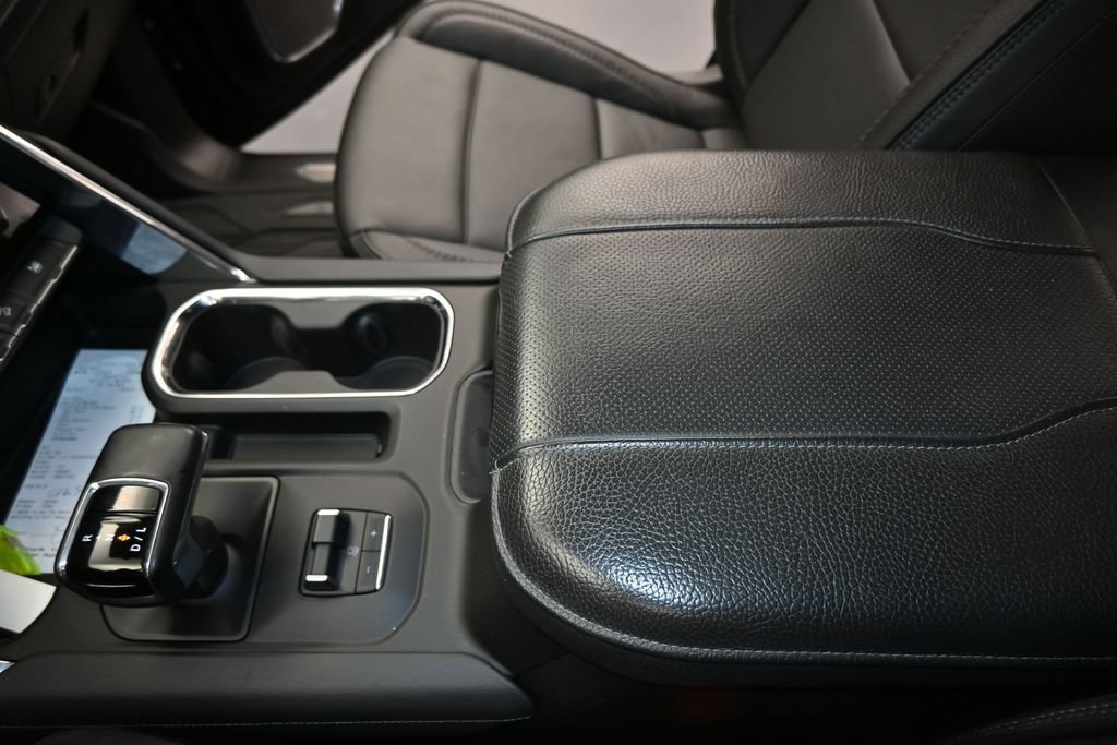 Used 2024 GMC Sierra 1500 Denali AWD/4WD image 18