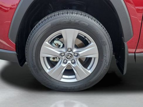 Certified 2025 Toyota RAV4 LE AWD/4WD image 25