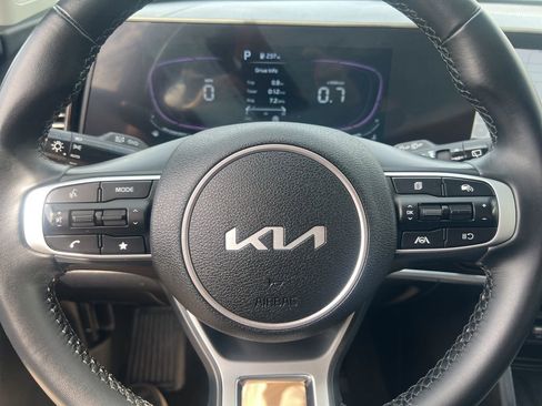 Certified 2024 Kia Sportage EX AWD/4WD image 61