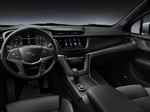 New 2025 Cadillac XT5 Sportv image 32