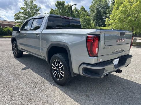 Used 2024 GMC Sierra 1500 AT4 w/ Technology Package AWD/4WD image 5