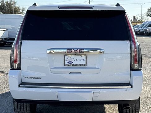 Used 2017 GMC Yukon Denali w/ Open Road Package image 5