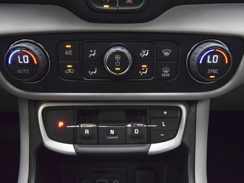 Used 2023 GMC Terrain SLT FWD image 32