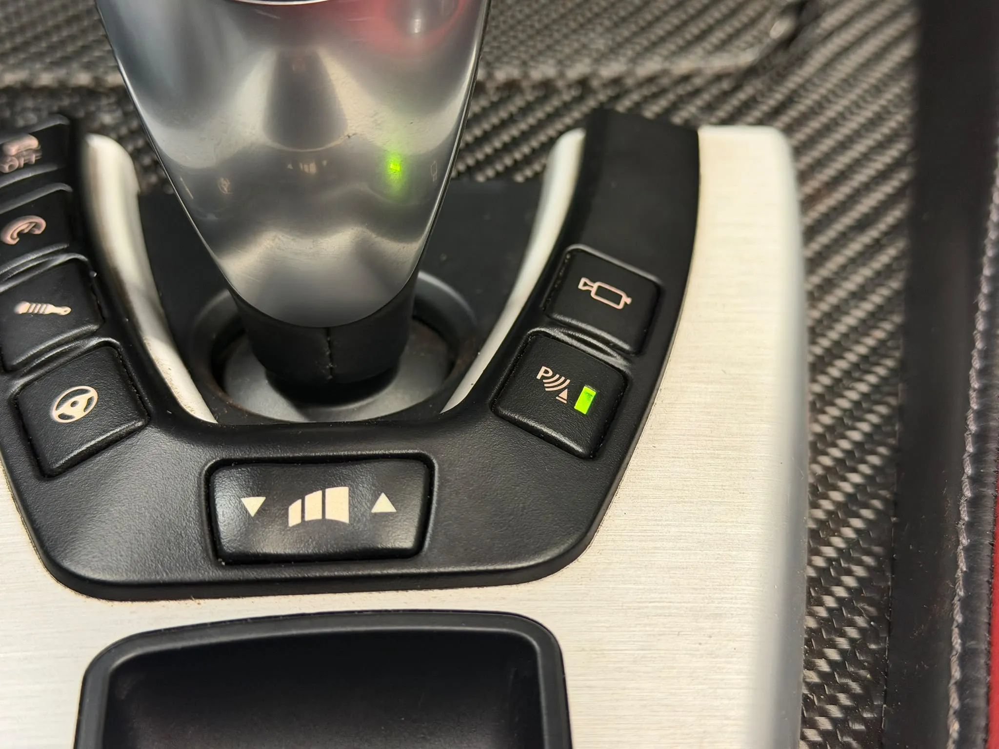 Used 2018 BMW M6 Convertible RWD image 39