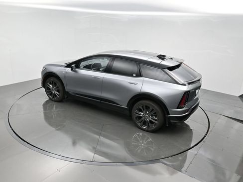 New 2027 Cadillac Optiq Premium Sport w/ LPO, Floor Liner Package AWD/4WD image 47