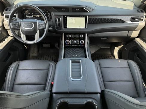 Used 2022 GMC Yukon Denali RWD image 11