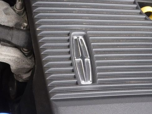 Used 2020 Lincoln Nautilus Reserve w/ Cargo Utility Package image 9