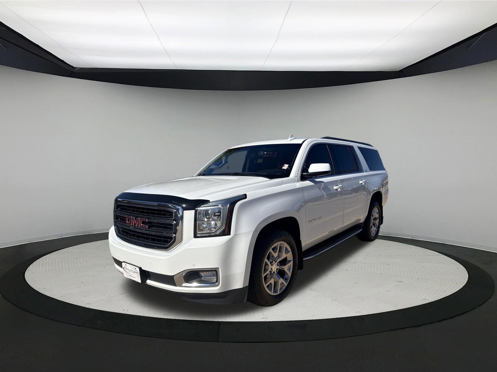 Used 2017 GMC Yukon XL SLE AWD/4WD image 3
