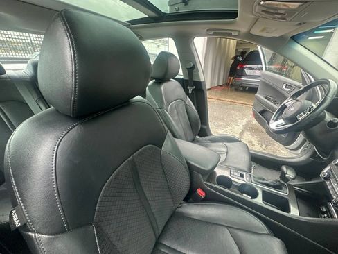 Used 2020 Kia Optima Premium FWD image 36