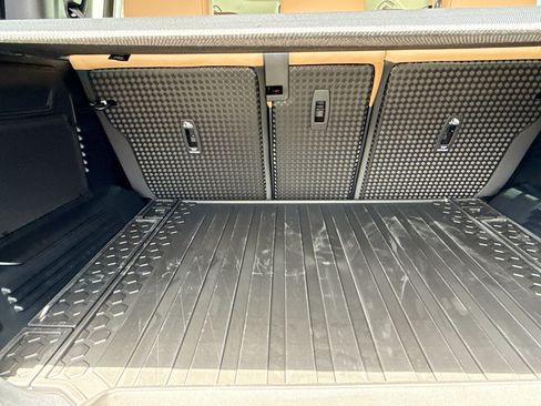 New 2026 Land Rover Defender 110 S AWD/4WD image 11