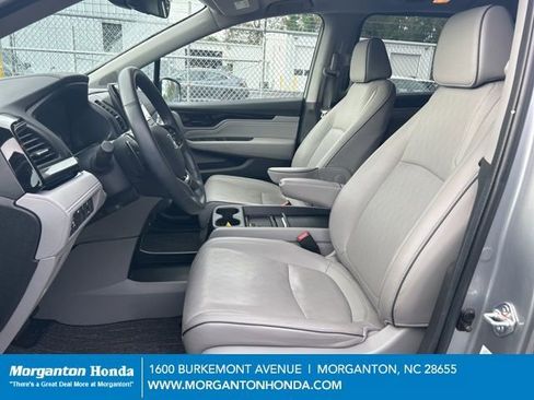 Used 2024 Honda Odyssey Elite image 15