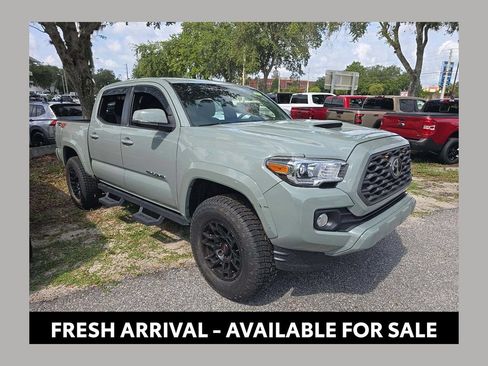 Used 2022 Toyota Tacoma TRD Sport w/ Technology Package AWD/4WD image 1