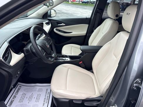 Used 2024 Buick Encore GX Sport Touring w/ Advanced Technology Package AWD/4WD image 15