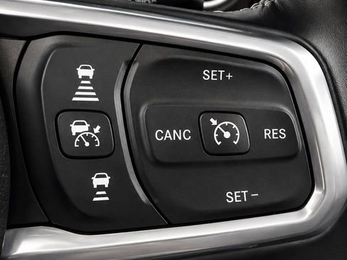 Used 2024 Jeep Wrangler Unlimited Sahara w/ Technology Group AWD/4WD image 39