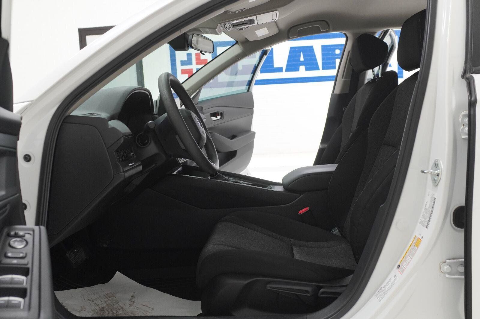 Used 2025 Honda Accord LX image 5