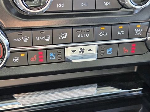 Certified 2025 Ford F250 Lariat w/ Lariat Ultimate Package image 26