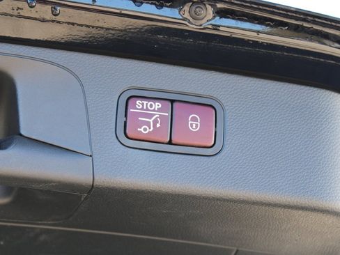 Used 2019 Mercedes-Benz GLC 300 GLC 300 image 32