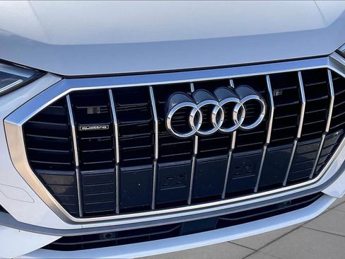 Used 2025 Audi Q3 2.0T Premium AWD/4WD image 29