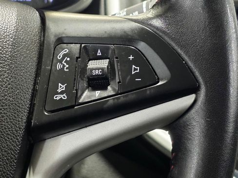 Used 2020 Chevrolet Sonic LT w/ Convenience Package image 31