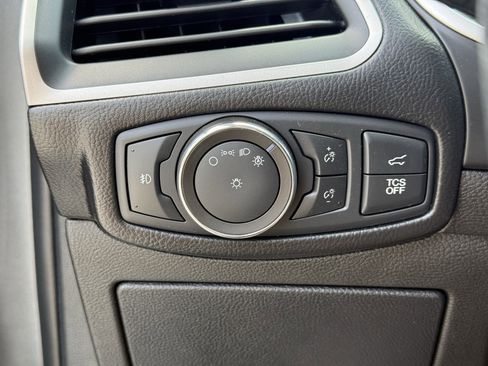 Used 2020 Ford Edge SEL w/ Convenience Package image 25