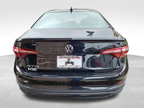 Used 2024 Volkswagen Jetta S image 5