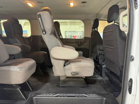 Used 2020 Ford Transit 350 XLT RWD image 24