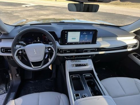 New 2026 Lincoln Aviator Reserve w/ Illumination Package image 7