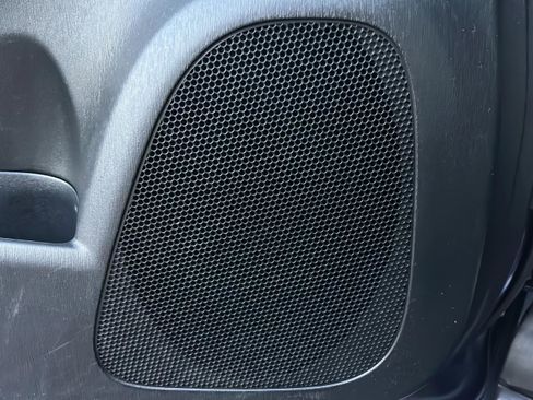 Used 2015 Toyota Prius Three image 33