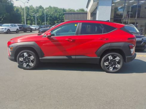 Used 2024 Hyundai Kona SEL AWD/4WD image 7
