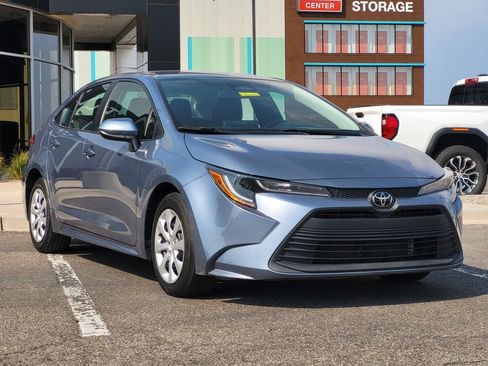 Used 2024 Toyota Corolla LE FWD image 2