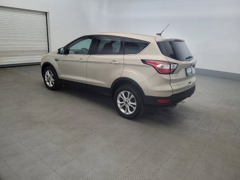 Used 2017 Ford Escape SE AWD/4WD image 3