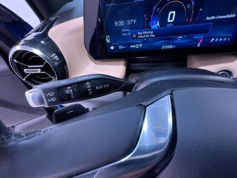 Used 2025 Chevrolet Equinox ACTIV w/ Convenience Package III image 19