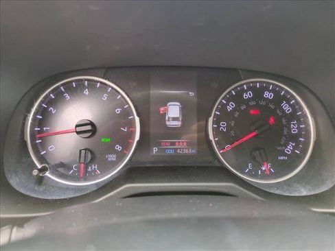 Certified 2019 Toyota RAV4 XLE Premium w/ Cold Weather Package FWD image 11