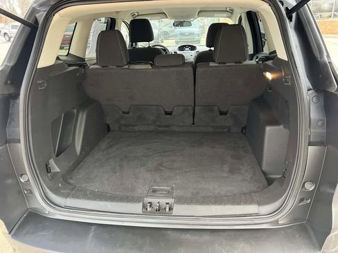 Certified 2017 Ford Escape SE image 10