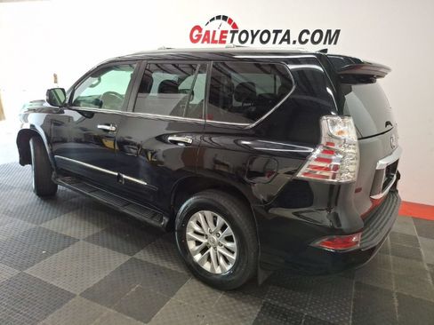 Used 2016 Lexus GX 460 w/ Premium Package AWD/4WD image 10