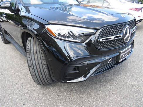 Used 2024 Mercedes-Benz GLC 300 4MATIC image 26