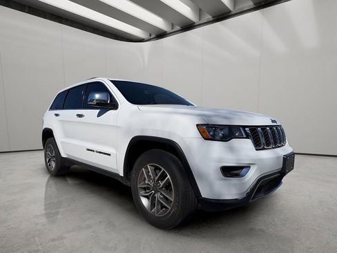 Used 2021 Jeep Grand Cherokee Limited image 7