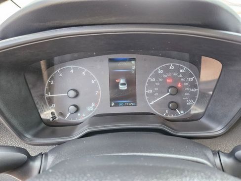 Used 2025 Toyota Corolla LE image 19