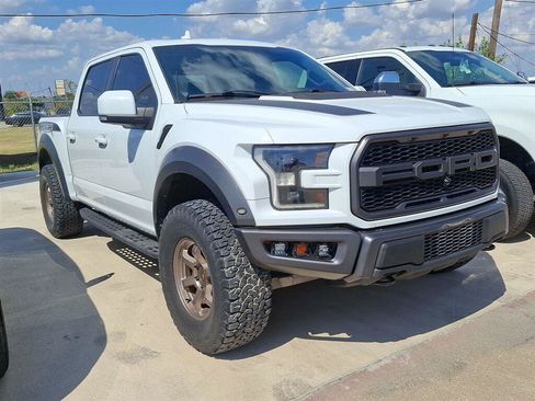 Used 2020 Ford F150 Raptor w/ Equipment Group 802A Luxury AWD/4WD image 6