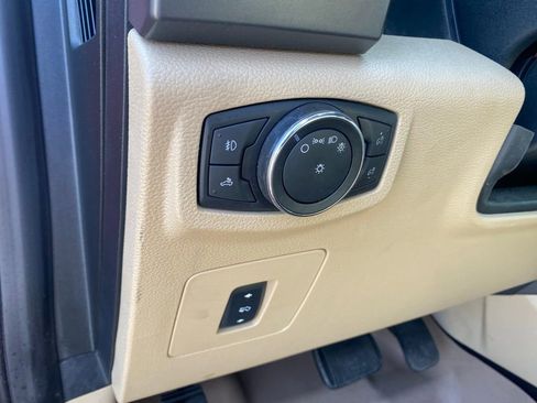 Used 2016 Ford F150 XLT w/ Equipment Group 302A Luxury image 17