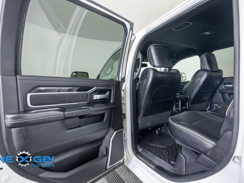 Used 2021 RAM 3500 Laramie AWD/4WD image 29