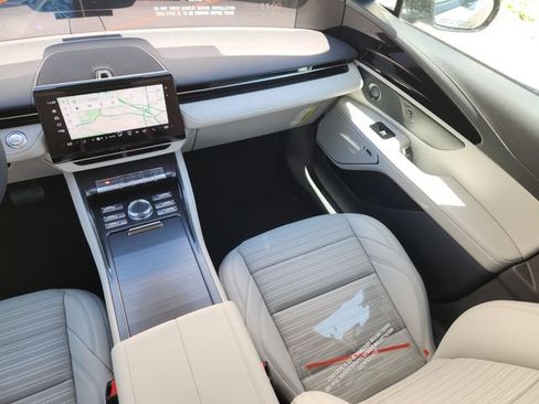 New 2026 Lincoln Nautilus Reserve w/ Jet Appearance Package AWD/4WD image 12