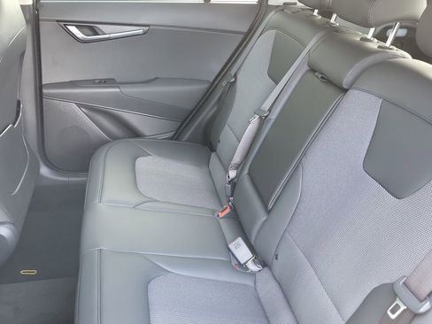 New 2026 Kia Niro EX w/ EX Premium Package FWD image 11