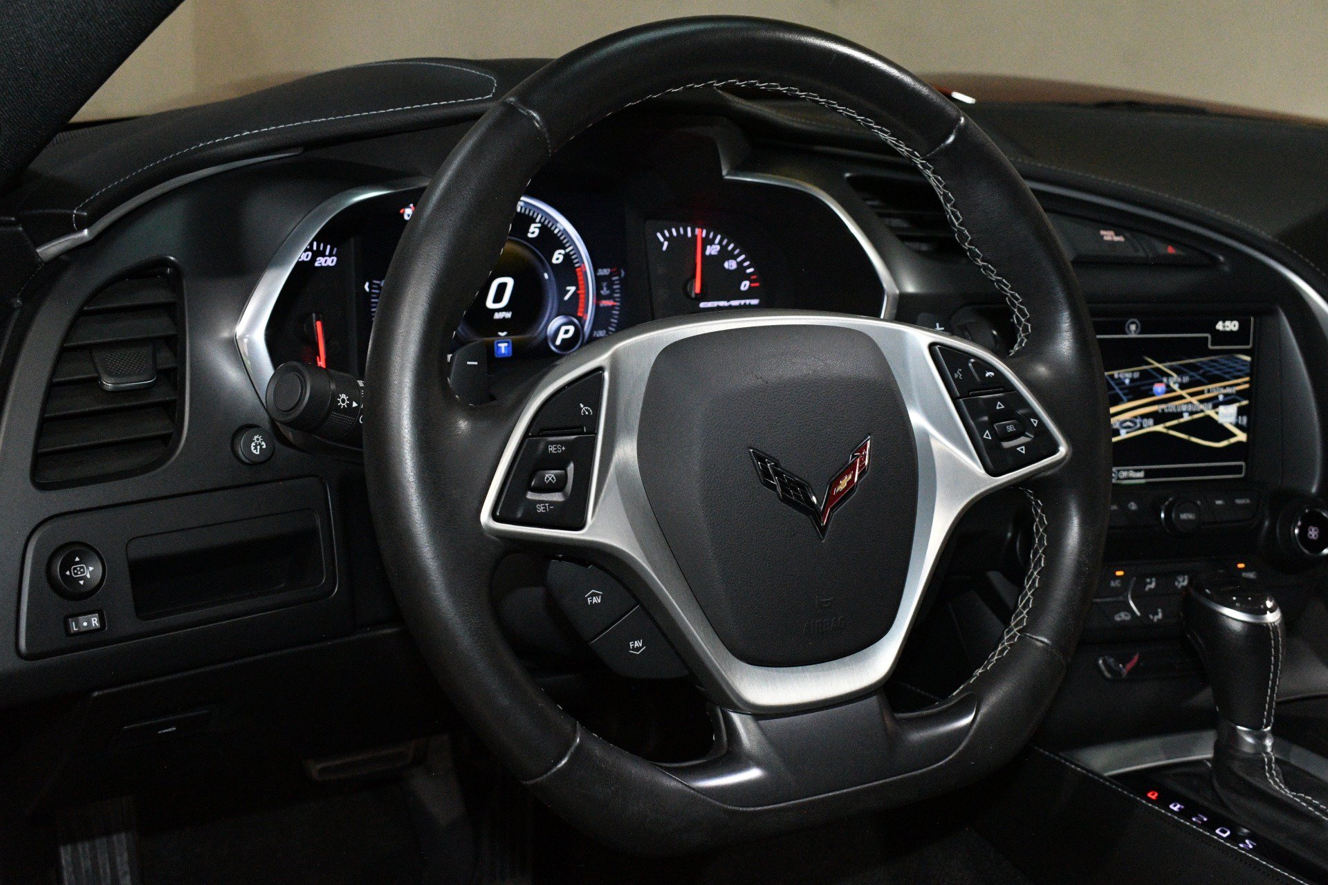 Used 2016 Chevrolet Corvette Stingray Coupe RWD image 23